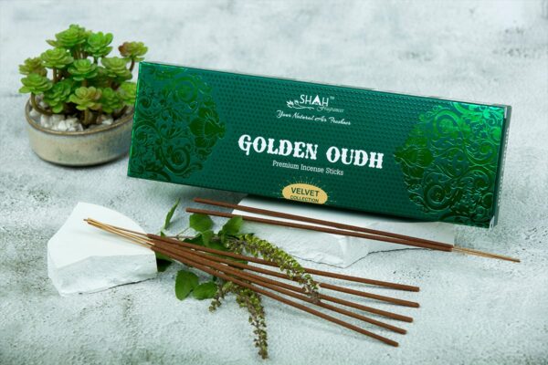Golden Oudh - Velvet Box Agarbatti (90 gram)